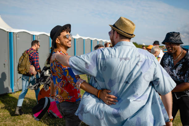 Best Wedding porta potty rental  in Maplewood, MO